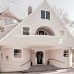 Ginny Gorman lsts & sells Saunderstown RI homes